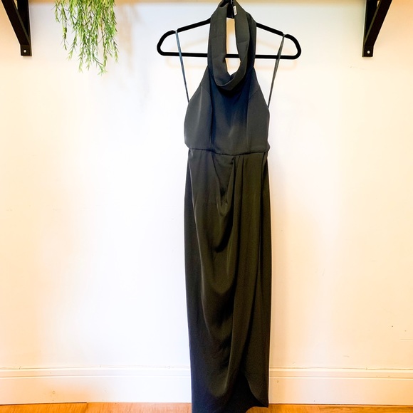 Backless long dress - Picture 4 of 8